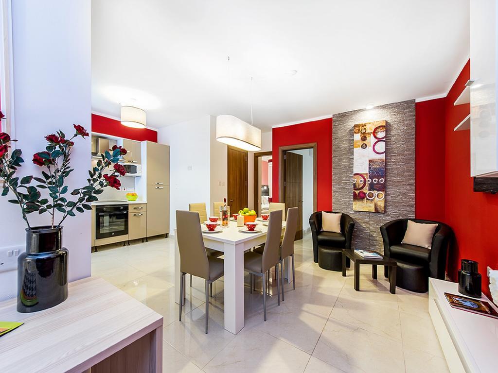Bayside Apartments Saint Julian's エクステリア 写真