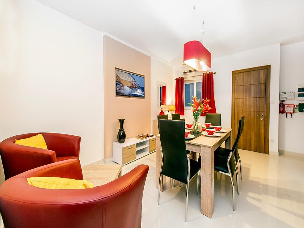 Bayside Apartments Saint Julian's エクステリア 写真